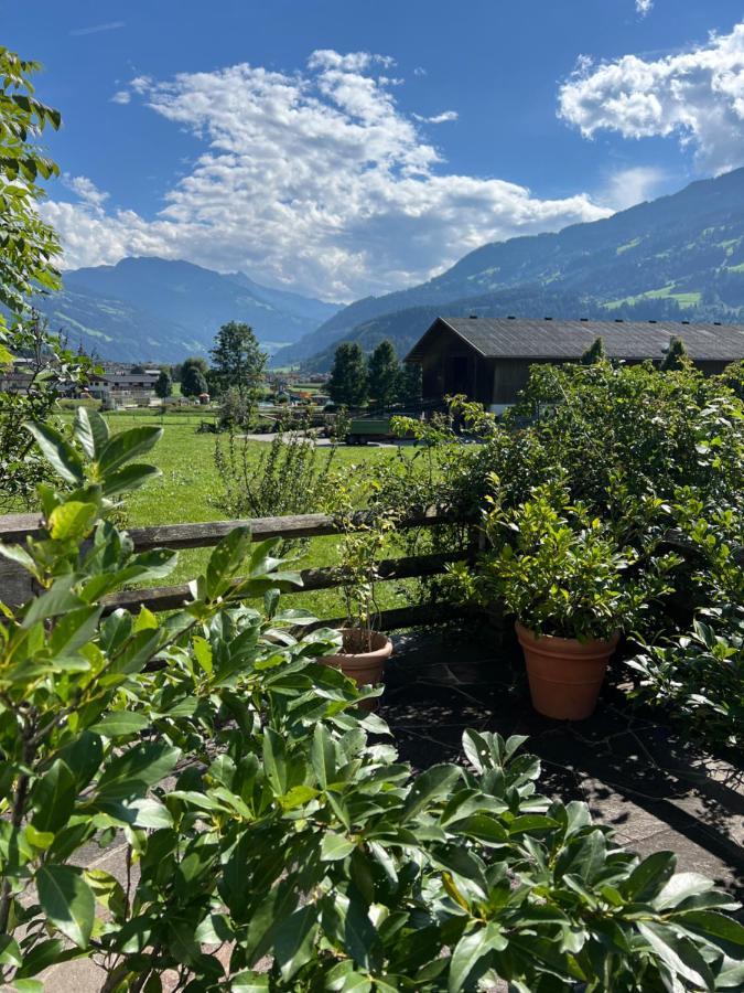 Landgasthof Hotel Linde Stumm Exterior foto